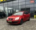 Красный Киа Рио, объемом двигателя 1.4 л и пробегом 274 тыс. км за 4100 $, фото 2 на Automoto.ua