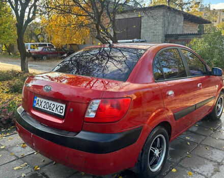 Красный Киа Рио, объемом двигателя 1.4 л и пробегом 215 тыс. км за 4100 $, фото 6 на Automoto.ua