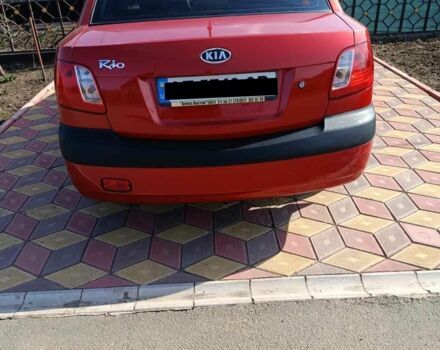 Червоний Кіа Ріо, об'ємом двигуна 1.4 л та пробігом 137 тис. км за 4600 $, фото 3 на Automoto.ua