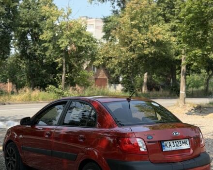 Червоний Кіа Ріо, об'ємом двигуна 1.4 л та пробігом 240 тис. км за 3600 $, фото 3 на Automoto.ua