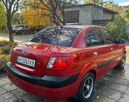 Красный Киа Рио, объемом двигателя 1.4 л и пробегом 215 тыс. км за 4100 $, фото 9 на Automoto.ua