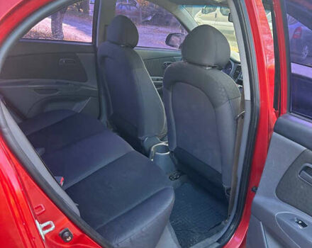 Красный Киа Рио, объемом двигателя 1.4 л и пробегом 215 тыс. км за 4100 $, фото 15 на Automoto.ua