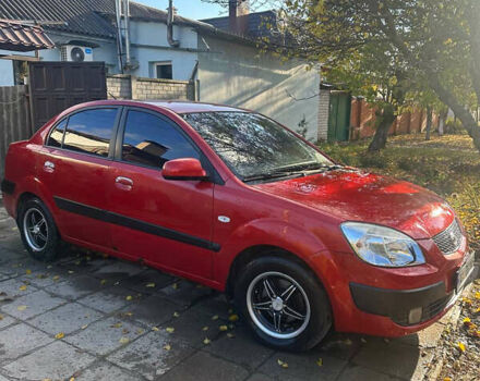 Красный Киа Рио, объемом двигателя 1.4 л и пробегом 215 тыс. км за 4100 $, фото 3 на Automoto.ua