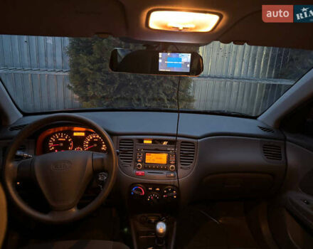 Красный Киа Рио, объемом двигателя 1.4 л и пробегом 24 тыс. км за 6800 $, фото 11 на Automoto.ua