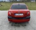 Красный Киа Рио, объемом двигателя 1.4 л и пробегом 290 тыс. км за 3500 $, фото 1 на Automoto.ua