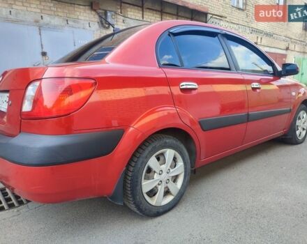 Красный Киа Рио, объемом двигателя 1.4 л и пробегом 185 тыс. км за 4200 $, фото 4 на Automoto.ua