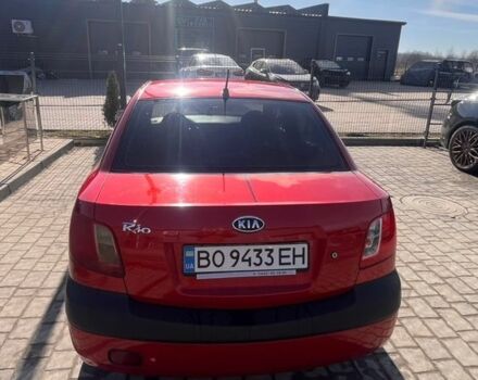Красный Киа Рио, объемом двигателя 1.4 л и пробегом 274 тыс. км за 3800 $, фото 7 на Automoto.ua
