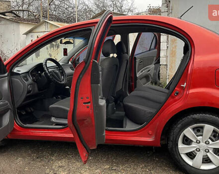 Красный Киа Рио, объемом двигателя 1.49 л и пробегом 198 тыс. км за 3999 $, фото 13 на Automoto.ua