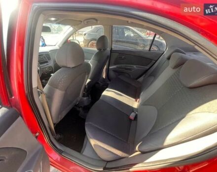 Красный Киа Рио, объемом двигателя 1.4 л и пробегом 274 тыс. км за 3800 $, фото 14 на Automoto.ua