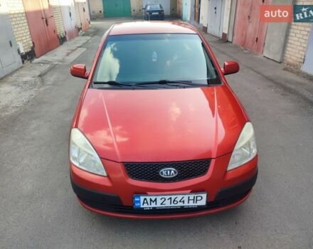 Червоний Кіа Ріо, об'ємом двигуна 1.4 л та пробігом 185 тис. км за 4500 $, фото 2 на Automoto.ua