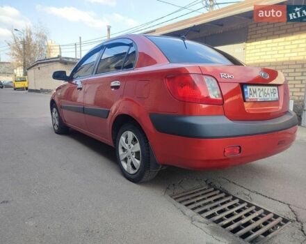 Красный Киа Рио, объемом двигателя 1.4 л и пробегом 185 тыс. км за 4200 $, фото 1 на Automoto.ua
