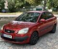 Червоний Кіа Ріо, об'ємом двигуна 1.4 л та пробігом 240 тис. км за 3600 $, фото 1 на Automoto.ua