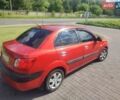 Красный Киа Рио, объемом двигателя 1.4 л и пробегом 180 тыс. км за 4600 $, фото 4 на Automoto.ua