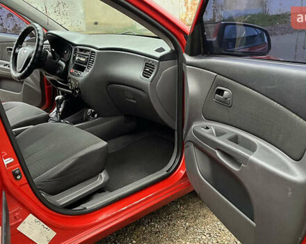 Красный Киа Рио, объемом двигателя 1.49 л и пробегом 198 тыс. км за 3999 $, фото 10 на Automoto.ua