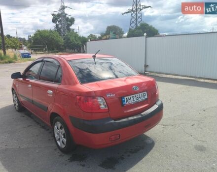 Червоний Кіа Ріо, об'ємом двигуна 1.4 л та пробігом 187 тис. км за 4400 $, фото 5 на Automoto.ua