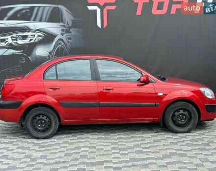 Красный Киа Рио, объемом двигателя 1.4 л и пробегом 155 тыс. км за 3700 $, фото 8 на Automoto.ua