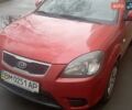 Красный Киа Рио, объемом двигателя 1.5 л и пробегом 364 тыс. км за 4500 $, фото 2 на Automoto.ua
