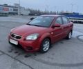 Красный Киа Рио, объемом двигателя 1.4 л и пробегом 180 тыс. км за 4500 $, фото 3 на Automoto.ua