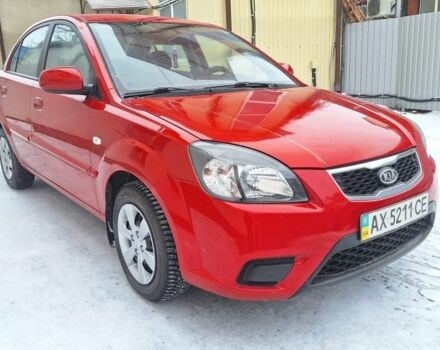 Красный Киа Рио, объемом двигателя 1.4 л и пробегом 180 тыс. км за 4750 $, фото 7 на Automoto.ua