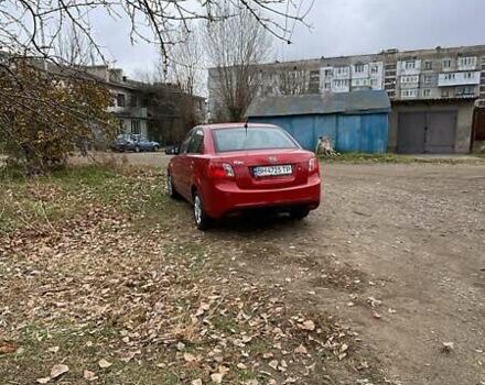 Красный Киа Рио, объемом двигателя 1.4 л и пробегом 62 тыс. км за 5600 $, фото 3 на Automoto.ua