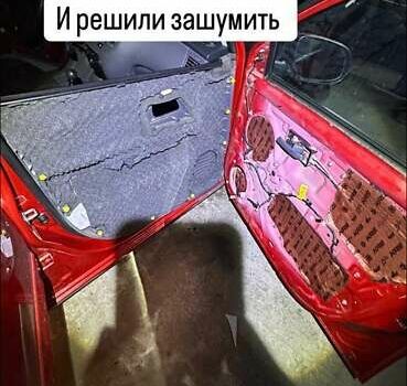 Красный Киа Рио, объемом двигателя 1.4 л и пробегом 62 тыс. км за 5600 $, фото 1 на Automoto.ua