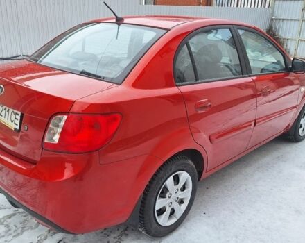 Красный Киа Рио, объемом двигателя 1.4 л и пробегом 180 тыс. км за 4750 $, фото 8 на Automoto.ua