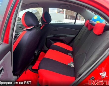 Красный Киа Рио, объемом двигателя 1.4 л и пробегом 113 тыс. км за 5899 $, фото 9 на Automoto.ua