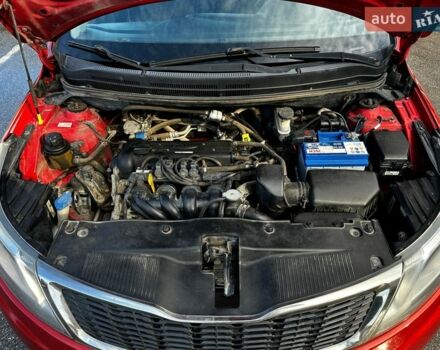 Червоний Кіа Ріо, об'ємом двигуна 1.4 л та пробігом 190 тис. км за 6350 $, фото 14 на Automoto.ua