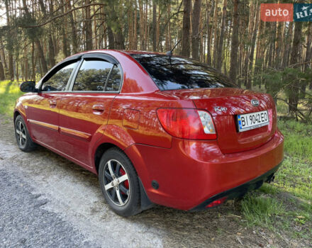 Червоний Кіа Ріо, об'ємом двигуна 1.4 л та пробігом 155 тис. км за 6500 $, фото 2 на Automoto.ua