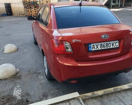 Красный Киа Рио, объемом двигателя 1.4 л и пробегом 213 тыс. км за 5000 $, фото 4 на Automoto.ua
