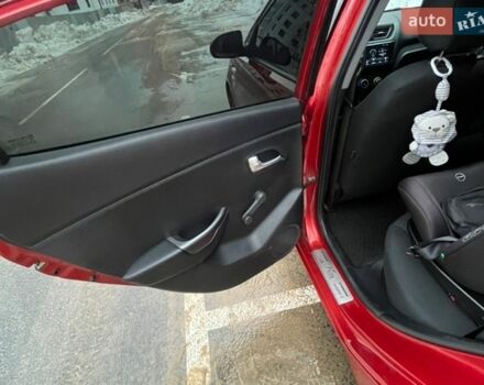 Красный Киа Рио, объемом двигателя 1.4 л и пробегом 214 тыс. км за 5900 $, фото 13 на Automoto.ua
