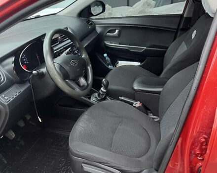 Красный Киа Рио, объемом двигателя 1.4 л и пробегом 212 тыс. км за 6000 $, фото 10 на Automoto.ua