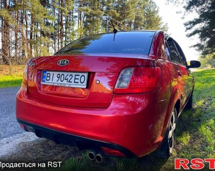 Красный Киа Рио, объемом двигателя 1.4 л и пробегом 155 тыс. км за 6700 $, фото 4 на Automoto.ua
