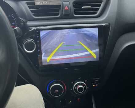 Красный Киа Рио, объемом двигателя 1.4 л и пробегом 212 тыс. км за 6000 $, фото 24 на Automoto.ua