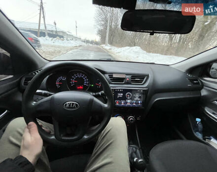 Красный Киа Рио, объемом двигателя 1.4 л и пробегом 212 тыс. км за 6000 $, фото 23 на Automoto.ua