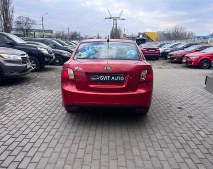 Червоний Кіа Ріо, об'ємом двигуна 1.4 л та пробігом 113 тис. км за 5899 $, фото 4 на Automoto.ua