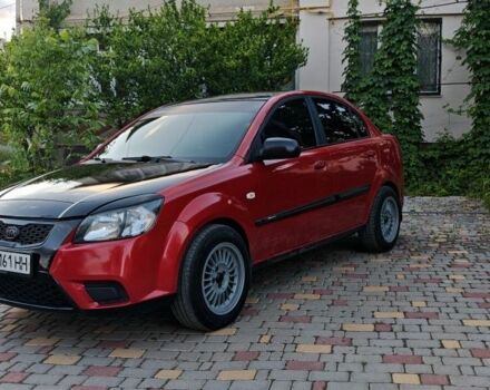 Червоний Кіа Ріо, об'ємом двигуна 1.4 л та пробігом 208 тис. км за 3950 $, фото 3 на Automoto.ua