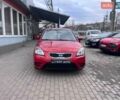 Красный Киа Рио, объемом двигателя 1.4 л и пробегом 113 тыс. км за 5100 $, фото 1 на Automoto.ua
