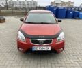 Червоний Кіа Ріо, об'ємом двигуна 1.4 л та пробігом 250 тис. км за 3800 $, фото 12 на Automoto.ua