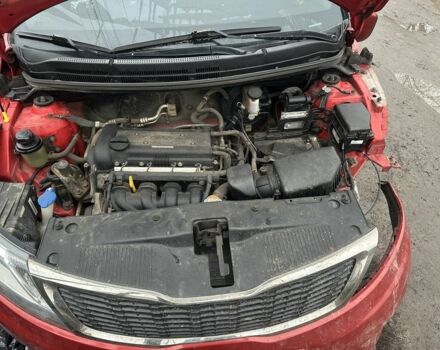 Красный Киа Рио, объемом двигателя 1.4 л и пробегом 200 тыс. км за 2500 $, фото 7 на Automoto.ua