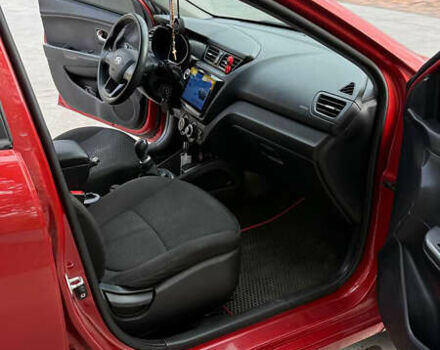 Червоний Кіа Ріо, об'ємом двигуна 1.4 л та пробігом 158 тис. км за 6500 $, фото 6 на Automoto.ua