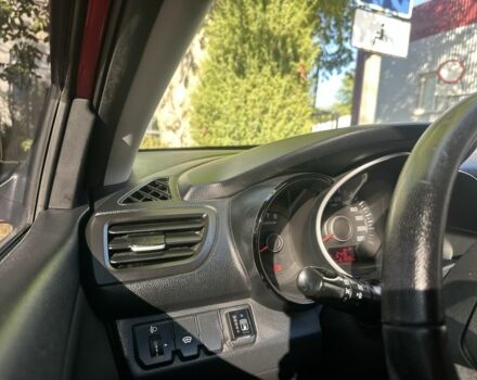 Красный Киа Рио, объемом двигателя 1.6 л и пробегом 169 тыс. км за 7799 $, фото 3 на Automoto.ua