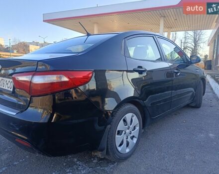 Красный Киа Рио, объемом двигателя 1.4 л и пробегом 232 тыс. км за 5300 $, фото 3 на Automoto.ua