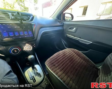 Красный Киа Рио, объемом двигателя 1.6 л и пробегом 159 тыс. км за 8000 $, фото 8 на Automoto.ua