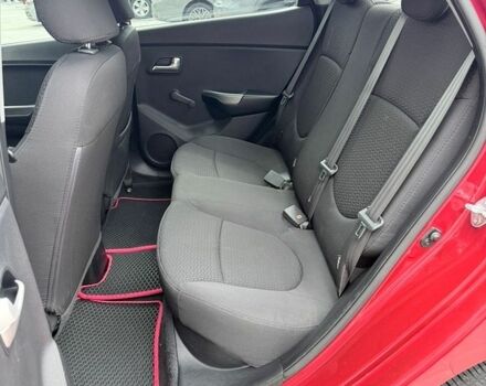 Красный Киа Рио, объемом двигателя 1.4 л и пробегом 135 тыс. км за 7500 $, фото 8 на Automoto.ua