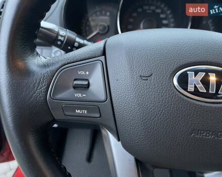 Красный Киа Рио, объемом двигателя 1.6 л и пробегом 113 тыс. км за 9300 $, фото 48 на Automoto.ua