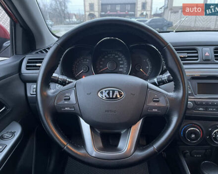 Красный Киа Рио, объемом двигателя 1.59 л и пробегом 113 тыс. км за 9700 $, фото 45 на Automoto.ua