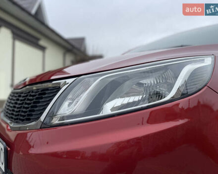 Красный Киа Рио, объемом двигателя 1.59 л и пробегом 113 тыс. км за 9700 $, фото 14 на Automoto.ua