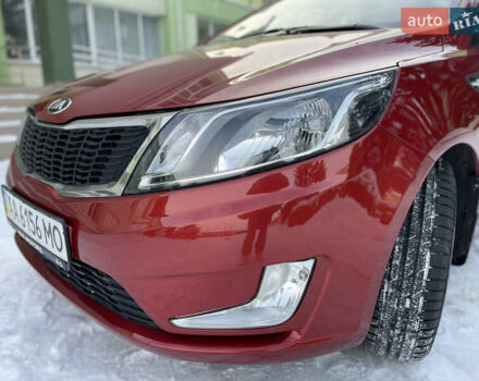 Червоний Кіа Ріо, об'ємом двигуна 1.6 л та пробігом 113 тис. км за 9500 $, фото 4 на Automoto.ua