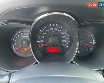 Червоний Кіа Ріо, об'ємом двигуна 1.6 л та пробігом 113 тис. км за 9500 $, фото 44 на Automoto.ua